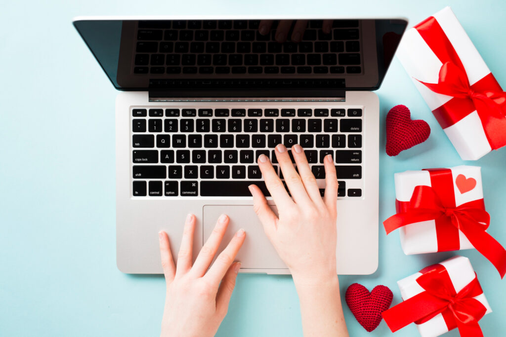 Common Types of Codes Used in Lovelolablog