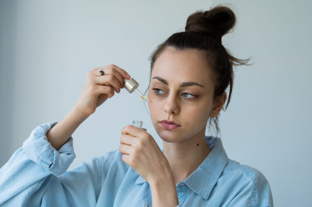 Why Serum Qawermoni for Skin Is Trending Online