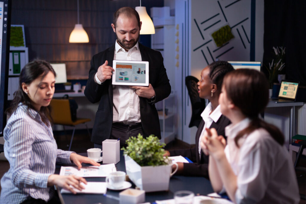 How Businesses Can Apply Modern Leadership Principles