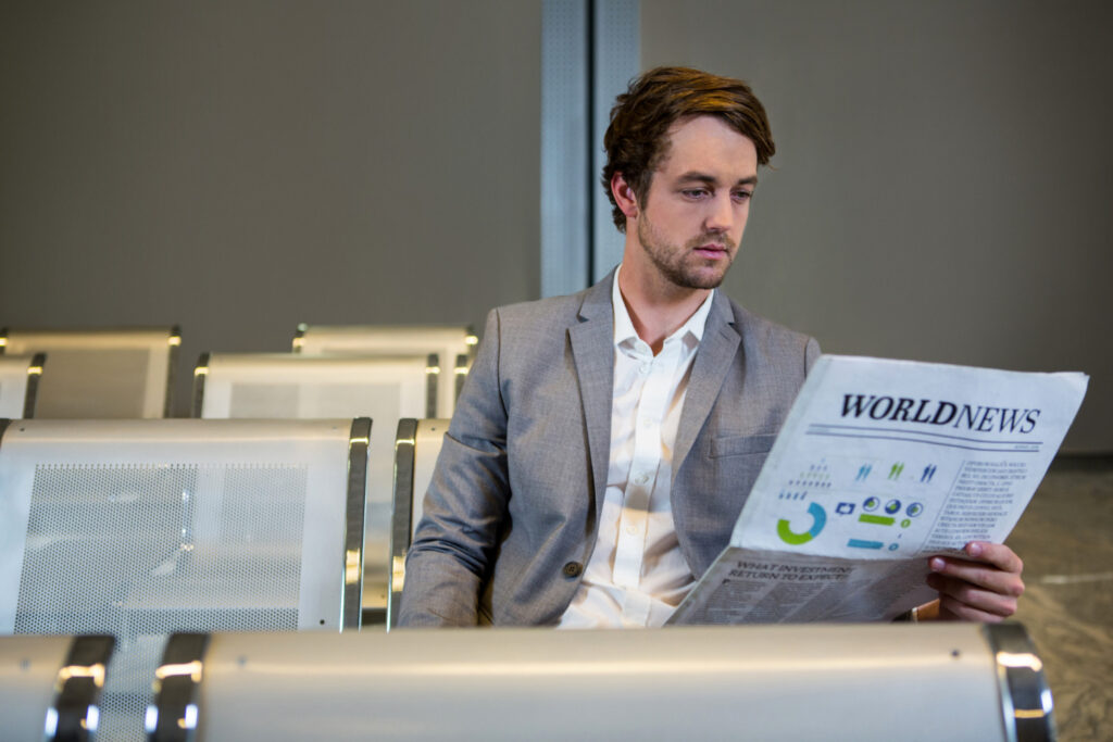 Reporting Style and Journalistic Approach
